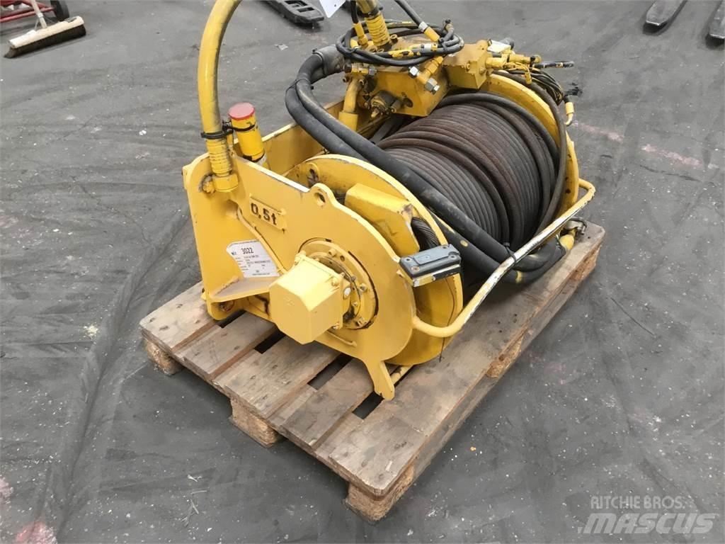 Grove GMK 3055 winch Kraanade varuosad ja varustus