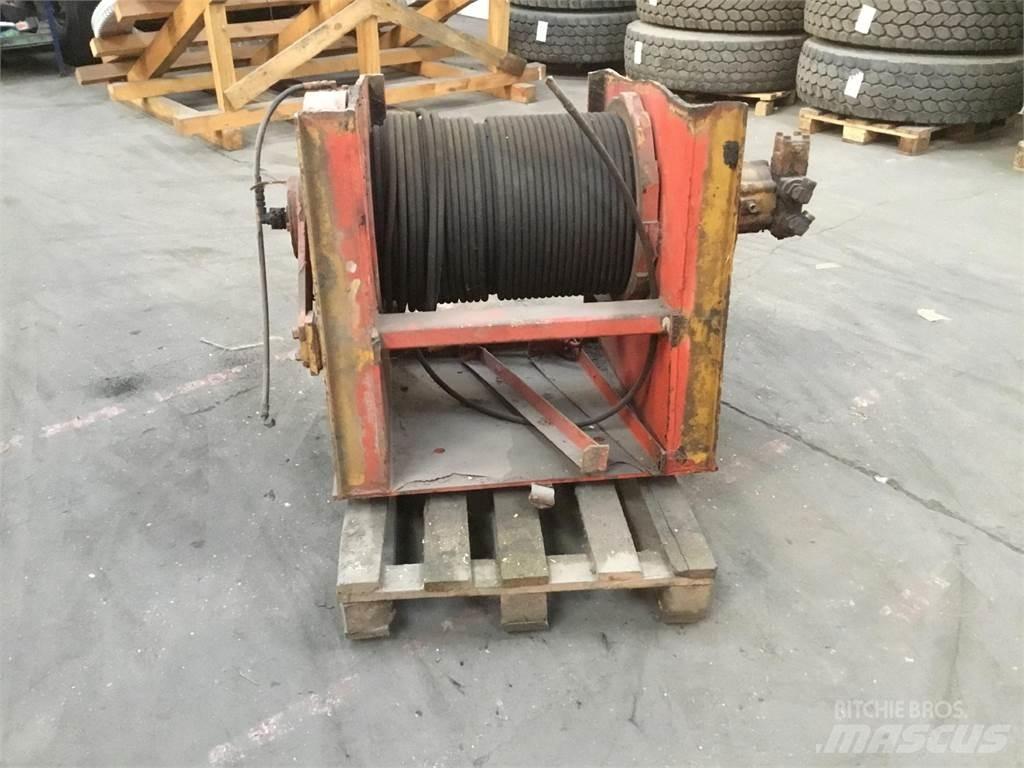 Kato NK 350 winch Kraanade varuosad ja varustus