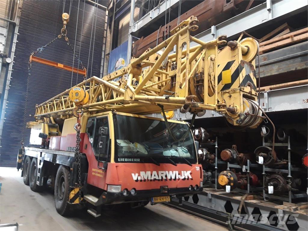 Liebherr LTM 1060-2 Maastikutõstukid