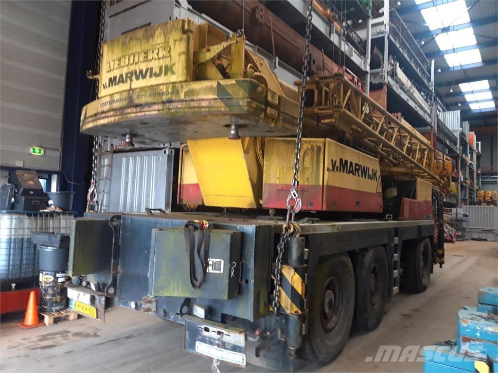 Liebherr LTM 1060-2 Maastikutõstukid
