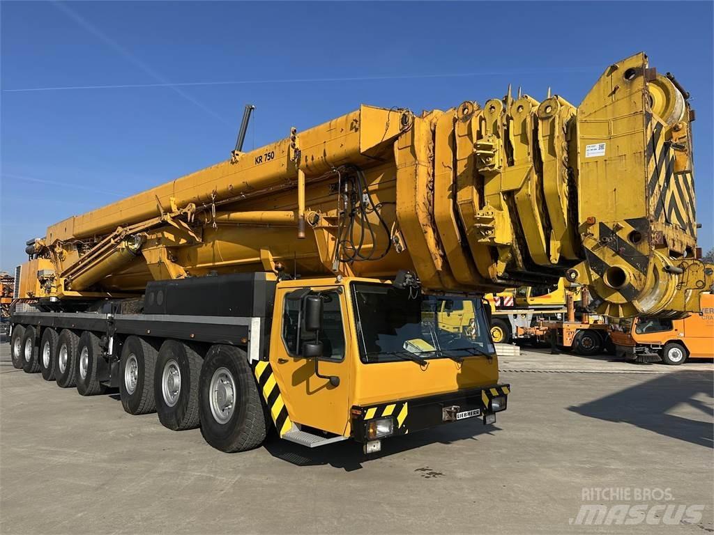 Liebherr LTM 1500 Maastikutõstukid