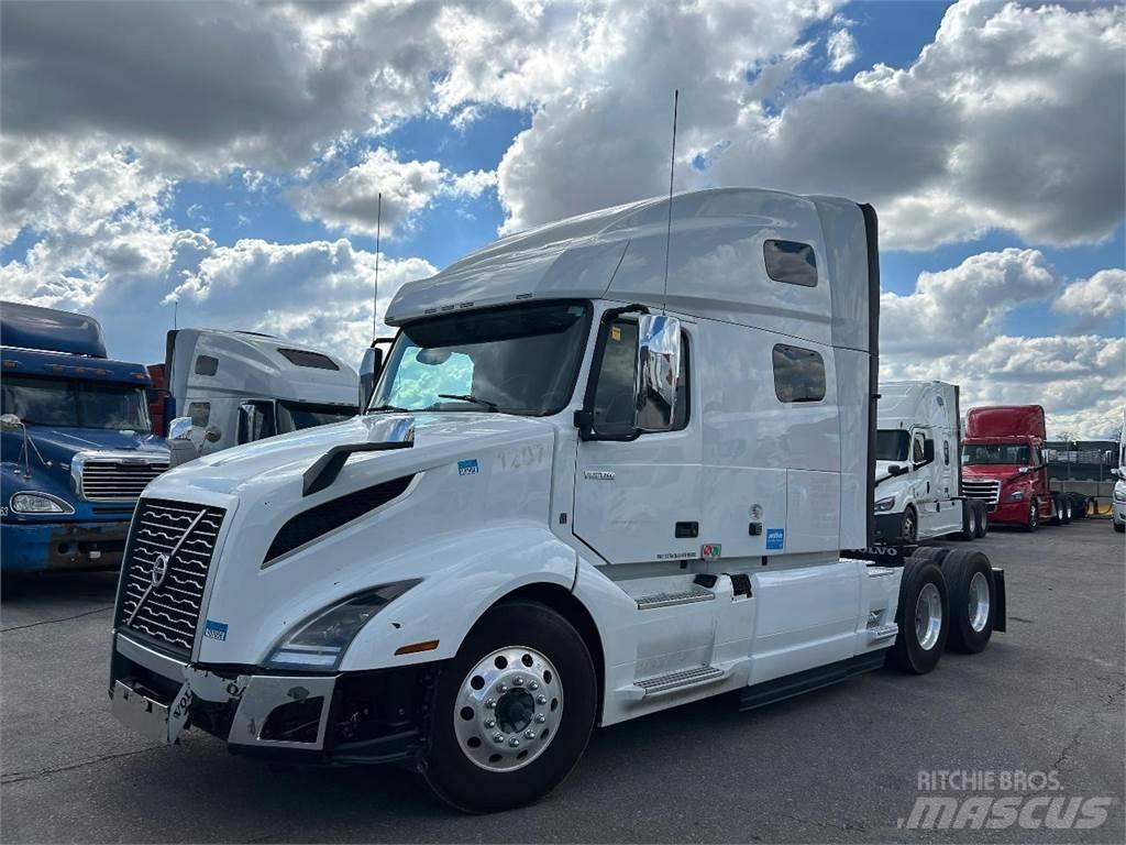 Volvo VNL Sadulveokid