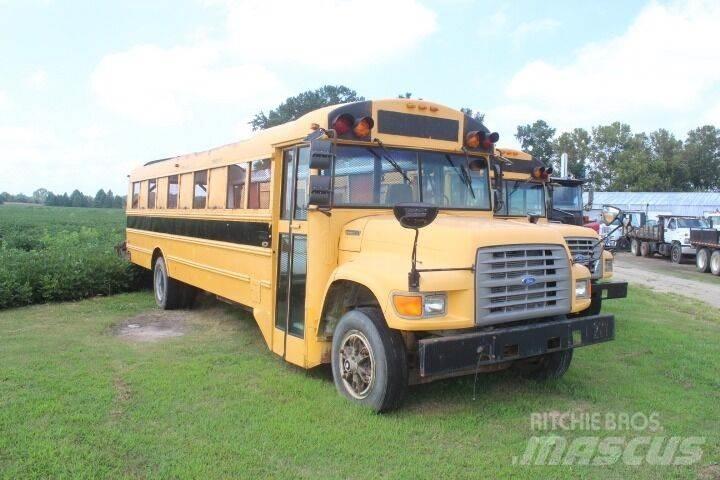 Ford B-800 Muu