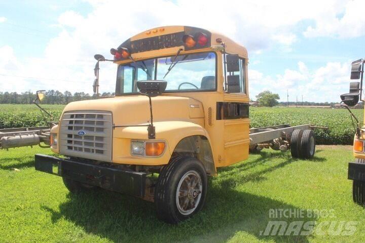 Ford B-800 Muu