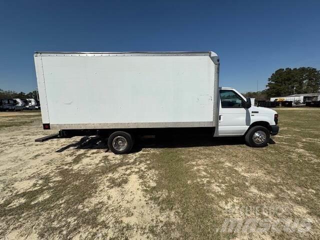 Ford E-Series Muu