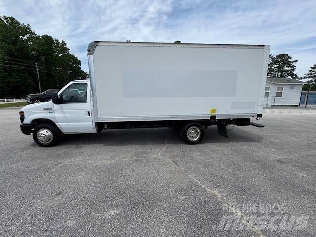 Ford E-Series Muu