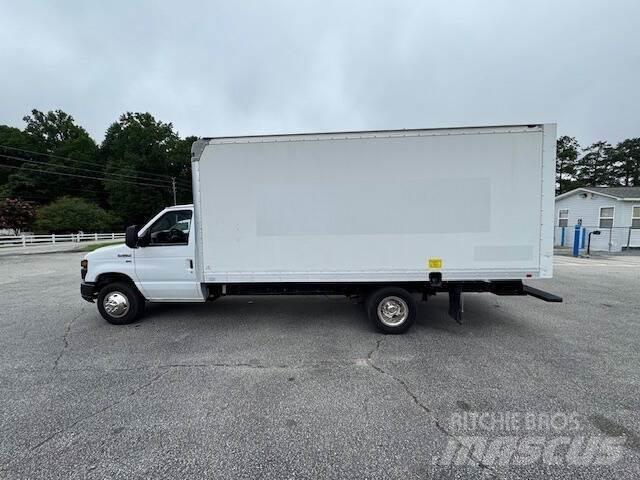 Ford E-Series Muu