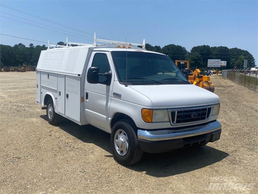 Ford E-Series Muu