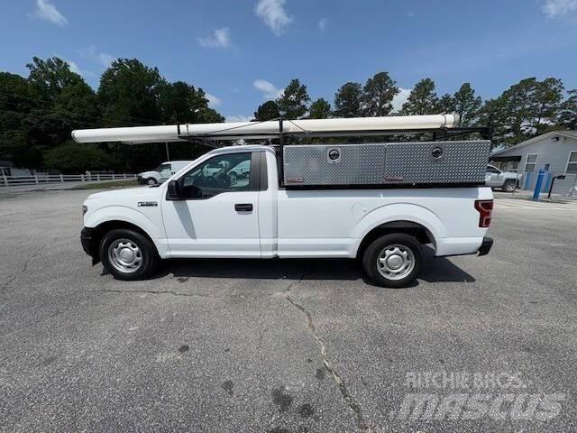Ford F-150 Muu