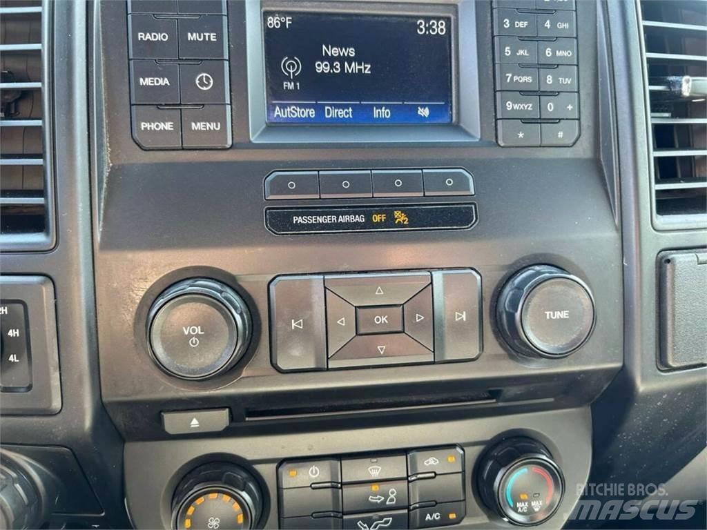 Ford F-150 Muu