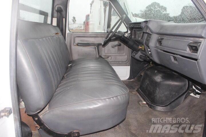 Ford F-600 Muu
