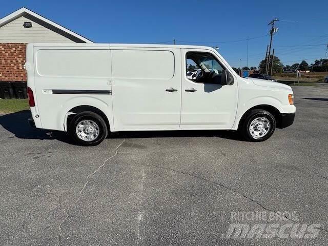 Nissan NV Muu