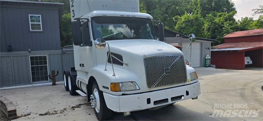 Volvo VNL Muu