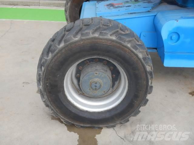 Aichi SP21AJ Teleskoop poomtõstukid