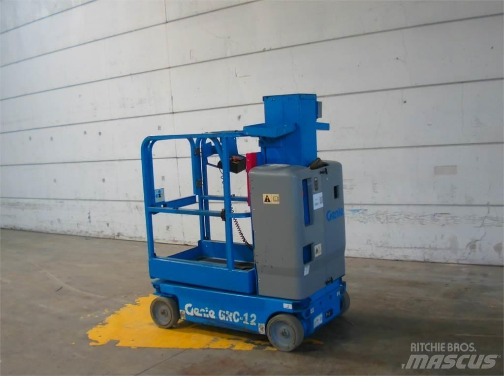 Genie GRC12 Vertikaalsed mast tõstukid