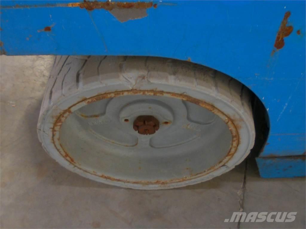 Genie GS4047 Käärtõstukid