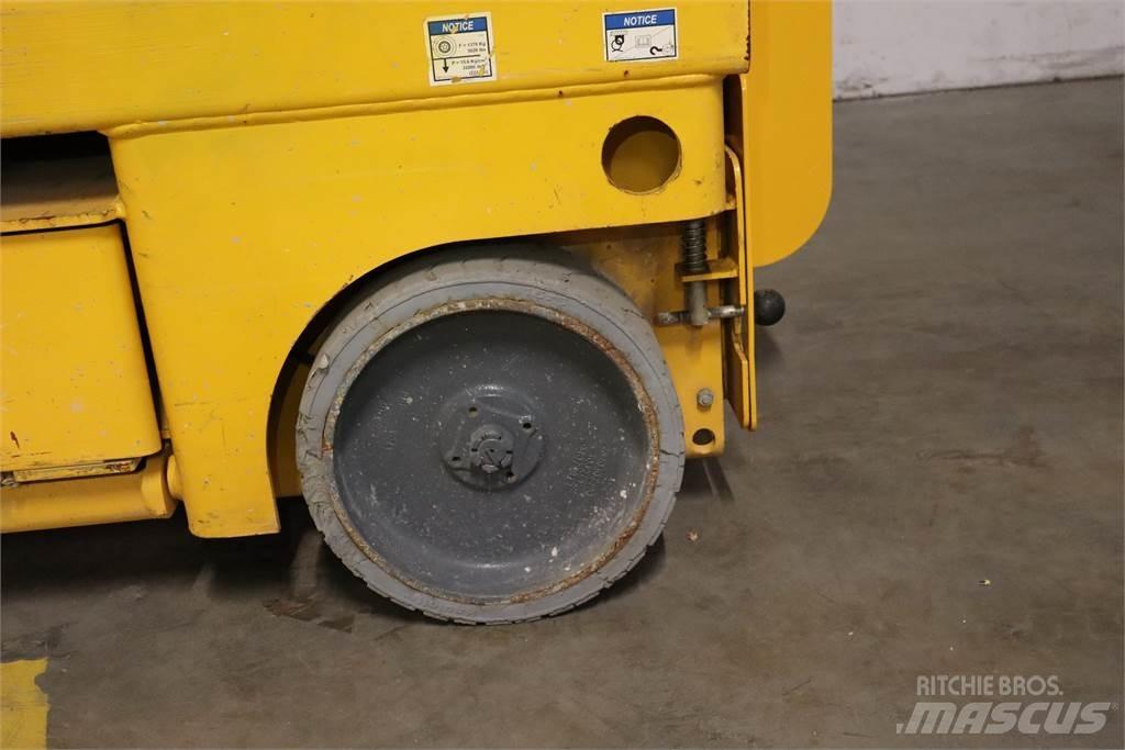 Haulotte Compact 10 Käärtõstukid