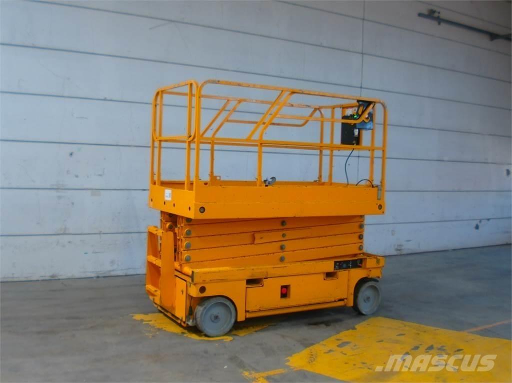 Haulotte Compact 12 Käärtõstukid