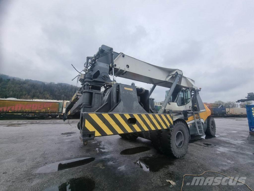 Liebherr LRS 545 Konteineritõstukid