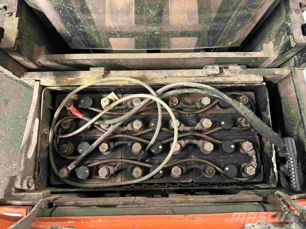 Toyota SPE 200 D Järelkäidavad virnastajad