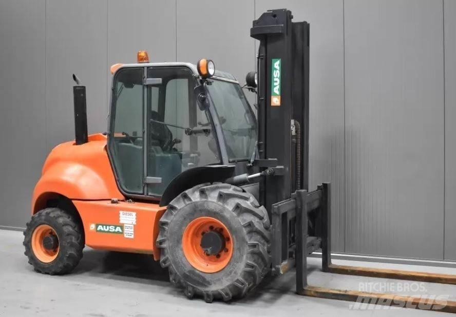 Ausa C400Hx4 Maastikutõstukid