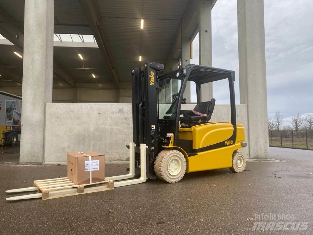 Yale ERP35VL Elektritõstukid