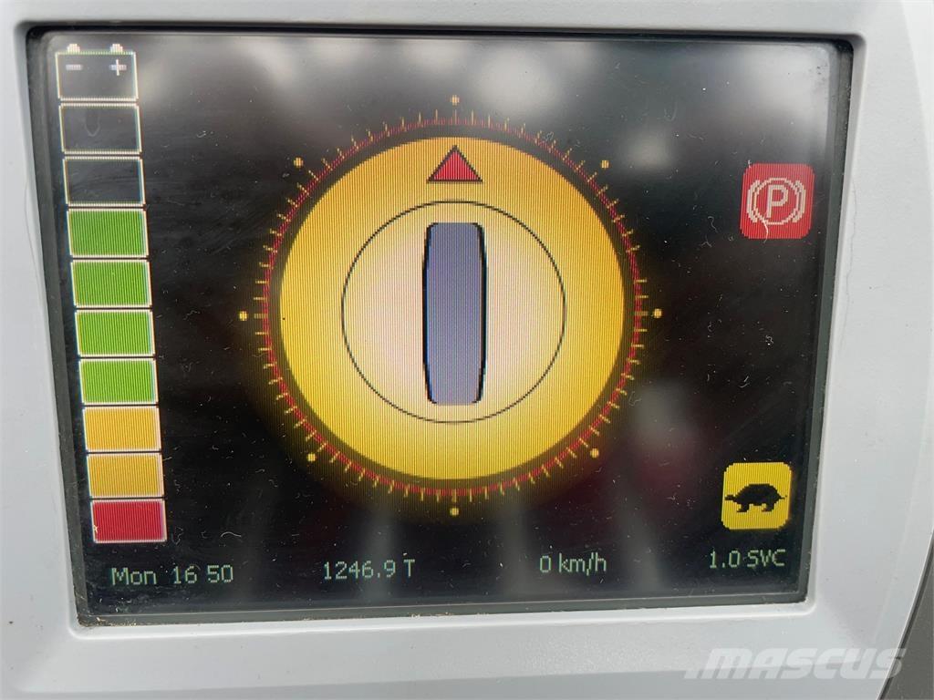 Combilift CBE 2500 Külglaadurid