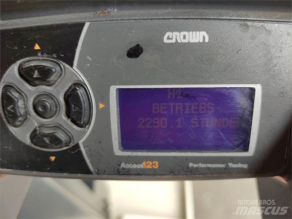 Crown WAV60-118 Kõrged komplekteerimistõstukid
