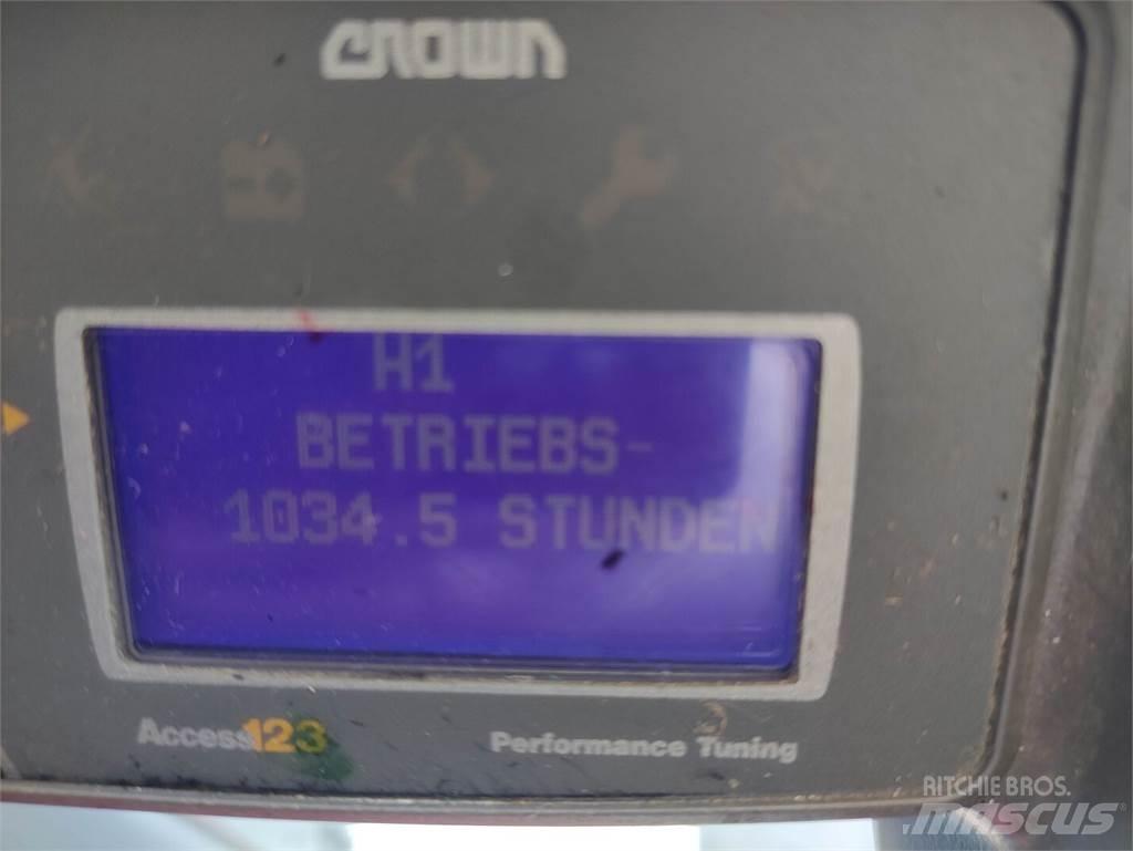 Crown WAV60-118 Kõrged komplekteerimistõstukid