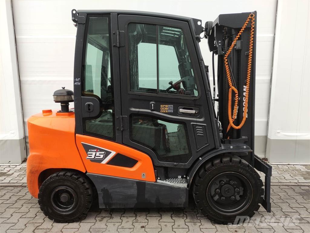Doosan D35C-9 Diiseltõstukid