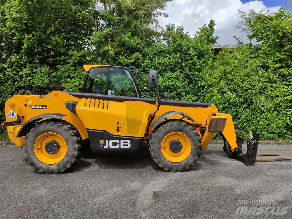 JCB 540V140 Hi Viz Teleskooplaadurid