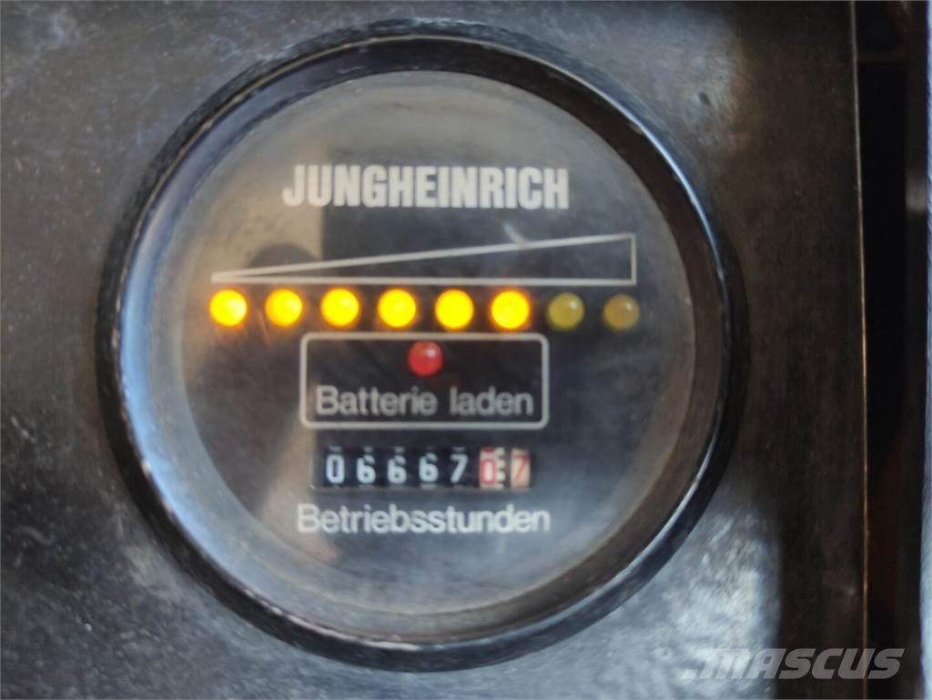 Jungheinrich EJC A 12.5 Järelkäidavad virnastajad