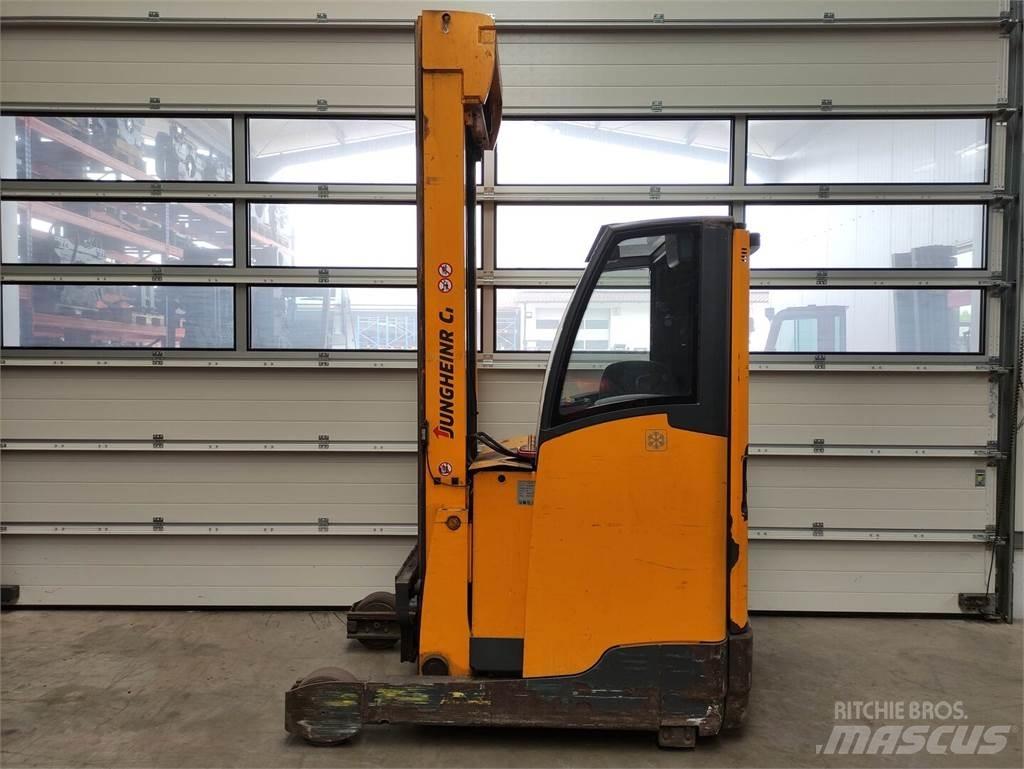 Jungheinrich ETM216 Lükandmastiga tõstukid