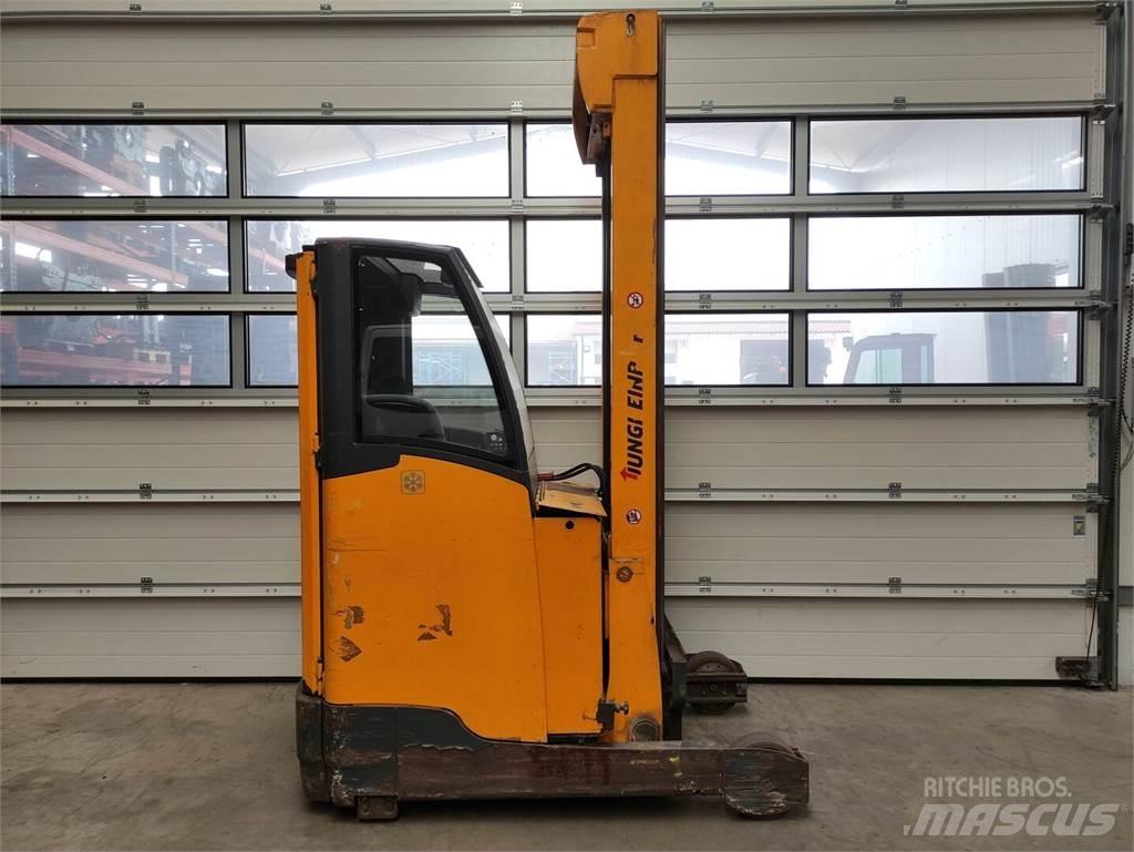 Jungheinrich ETM216 Lükandmastiga tõstukid