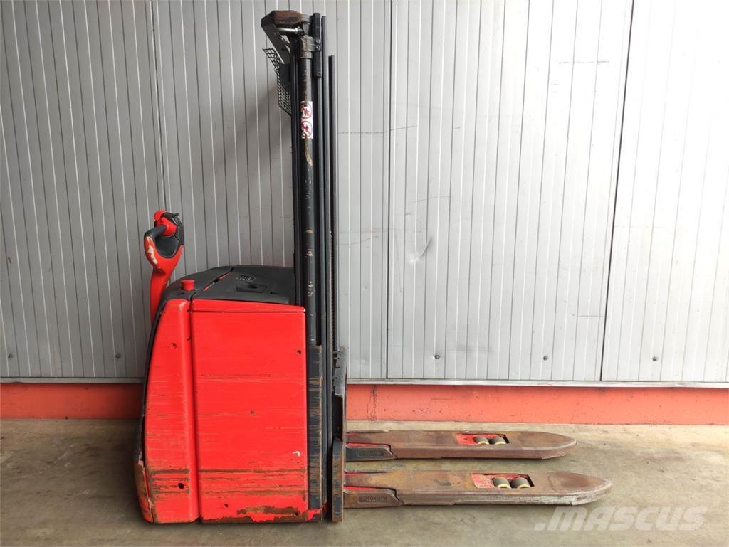 Linde L14-1173 Järelkäidavad virnastajad