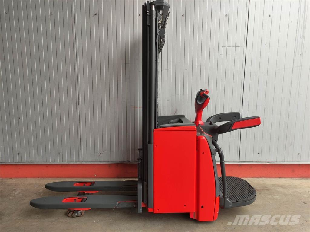 Linde L14 APi (LACK NEU) Järelkäidavad virnastajad