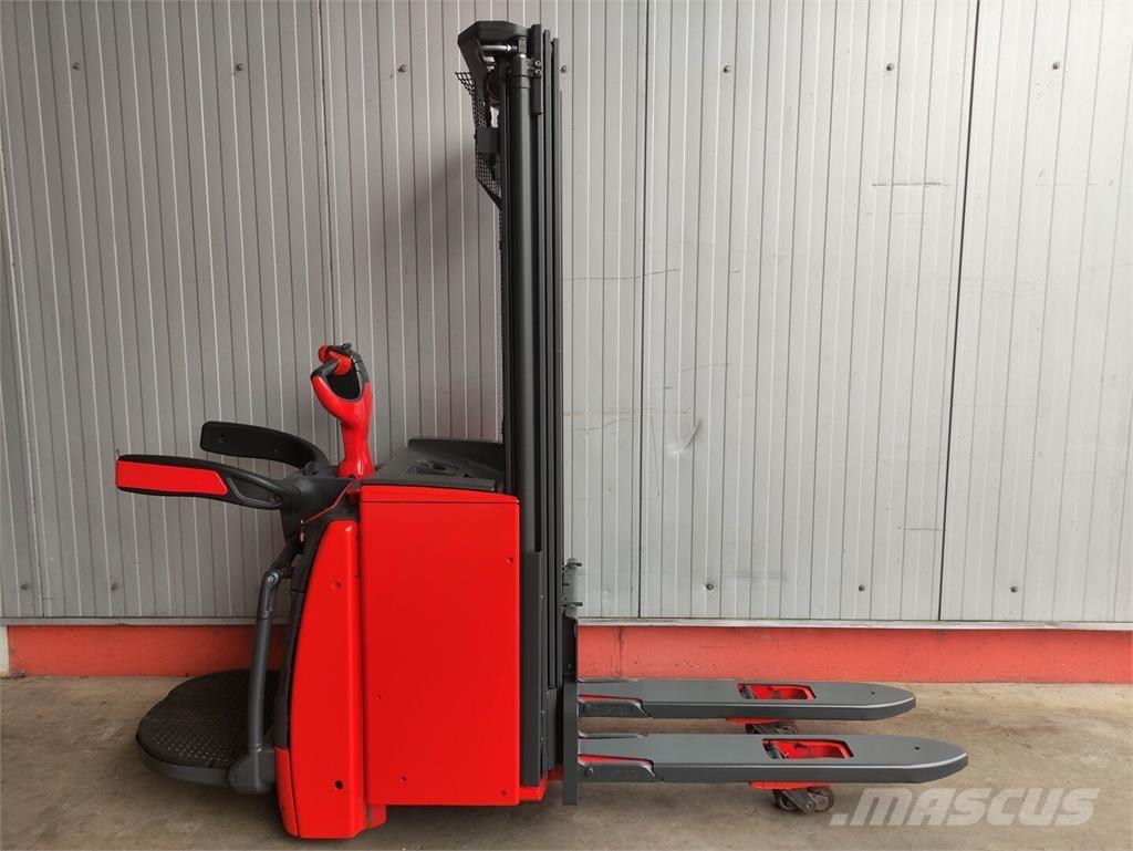 Linde L14 APi (LACK NEU) Järelkäidavad virnastajad