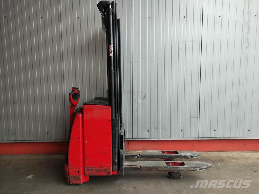Linde L14i-1173 Järelkäidavad virnastajad