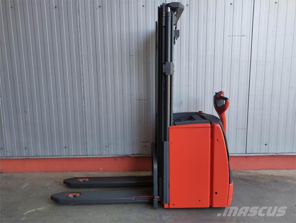 Linde L16-1173 (LACK NEU) Järelkäidavad virnastajad
