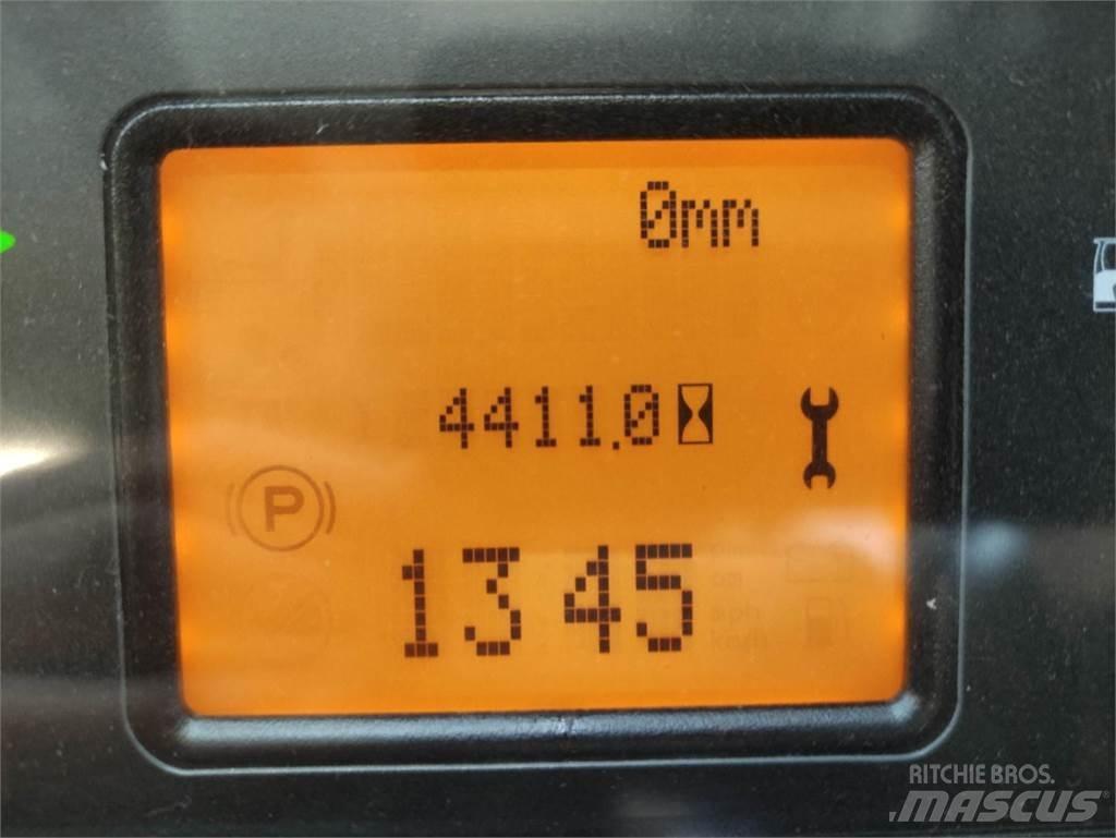 Linde R12B-01-1120 Lükandmastiga tõstukid