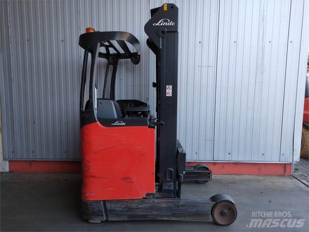 Linde R16-01-112 Lükandmastiga tõstukid