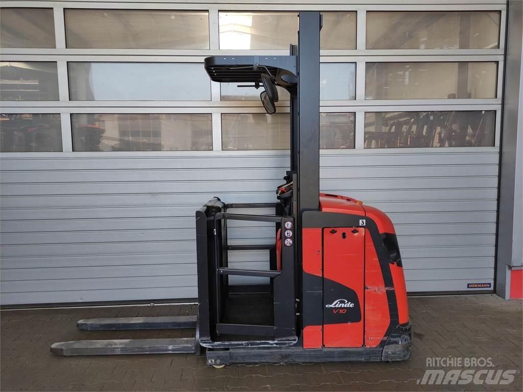 Linde V10-02 Kõrged komplekteerimistõstukid