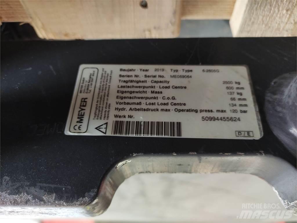 Meyer 6-2605G Muud