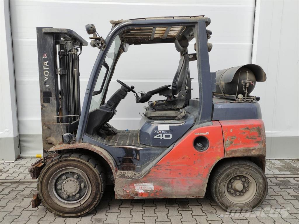 Toyota 8FG35N Gaasitõstukid