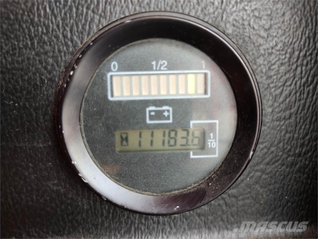Toyota SLL 16 Järelkäidavad virnastajad