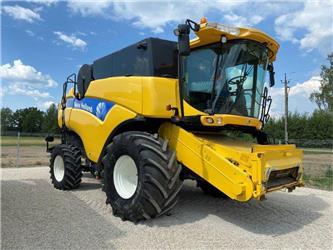 New Holland CX 8080