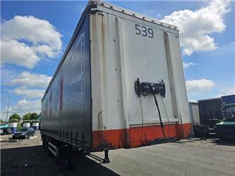 Pacton T3 011 | 3 AXLE CURTAINSIDER | SAF DISC