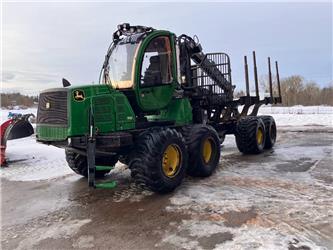 John Deere 1110 E