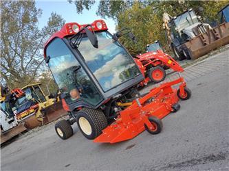 Kubota F3890