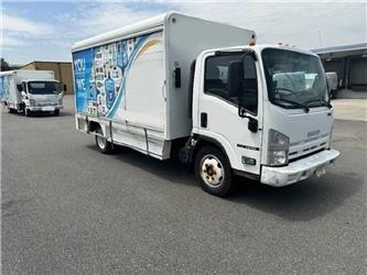 Isuzu NRR
